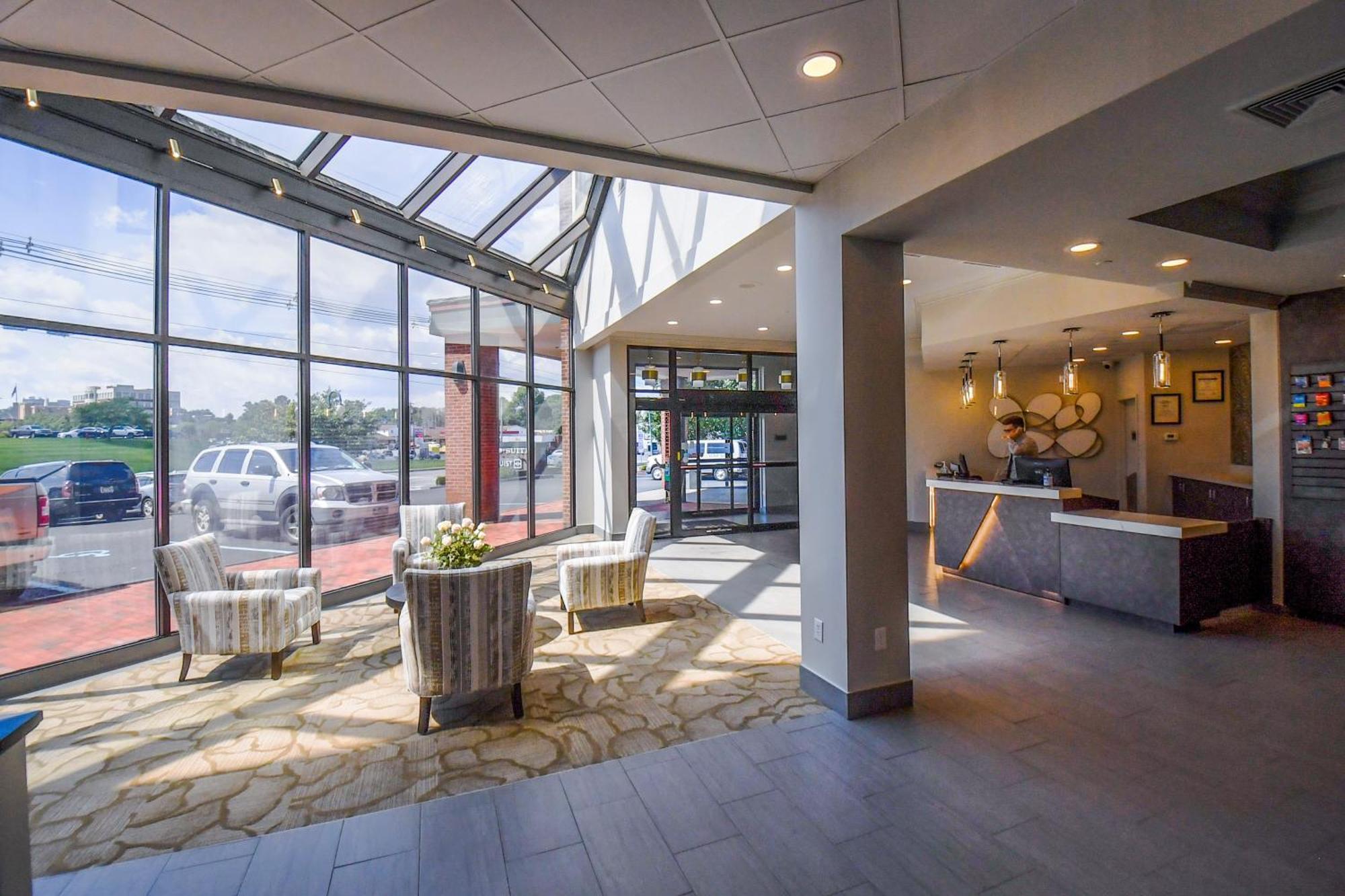 Euro-Suites Hotel Morgantown Extérieur photo