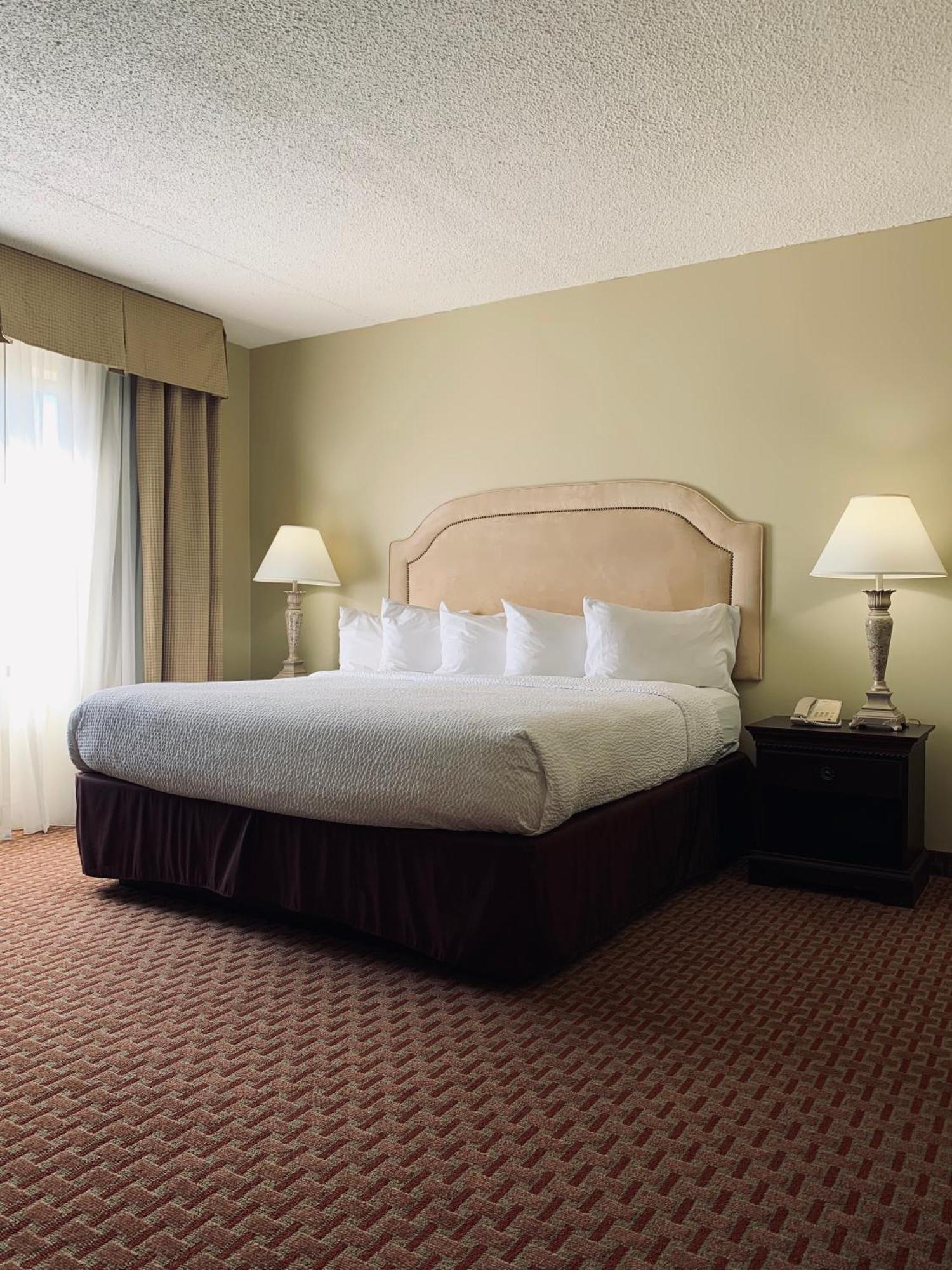 Euro-Suites Hotel Morgantown Extérieur photo