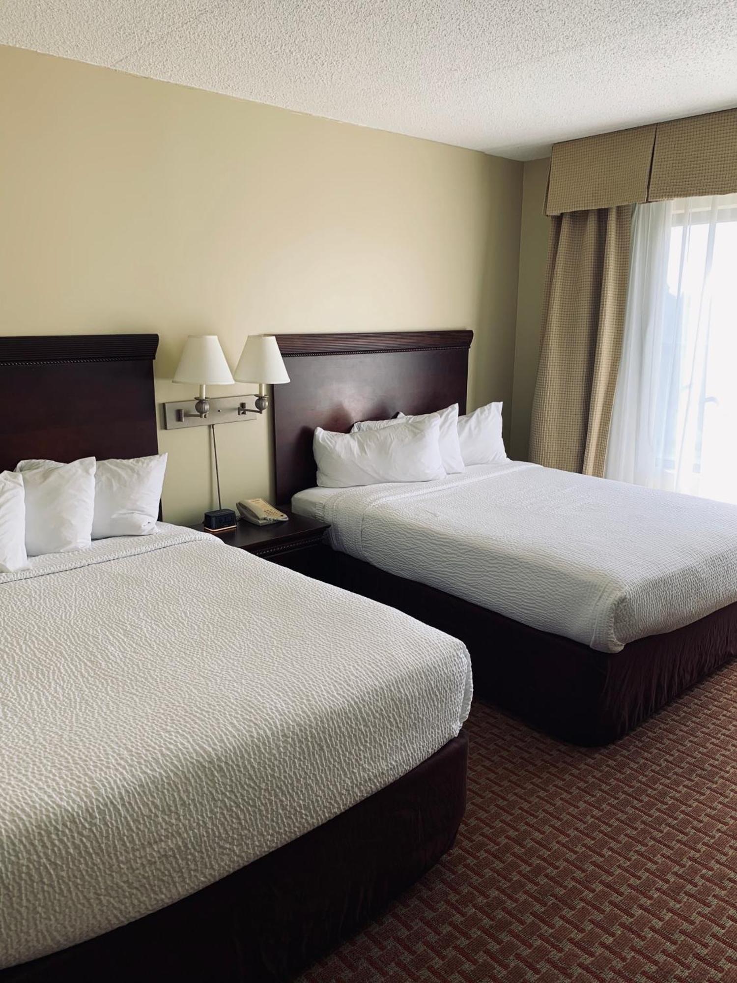 Euro-Suites Hotel Morgantown Extérieur photo
